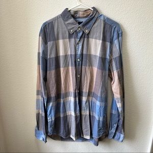 Men’s Gap Long Sleeve Button Up Shirt. Size Large